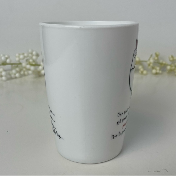 ARC France Luminarc Hickety Pickerty Hen Pair of Mugs Milk Glass - Picture 4 of 16